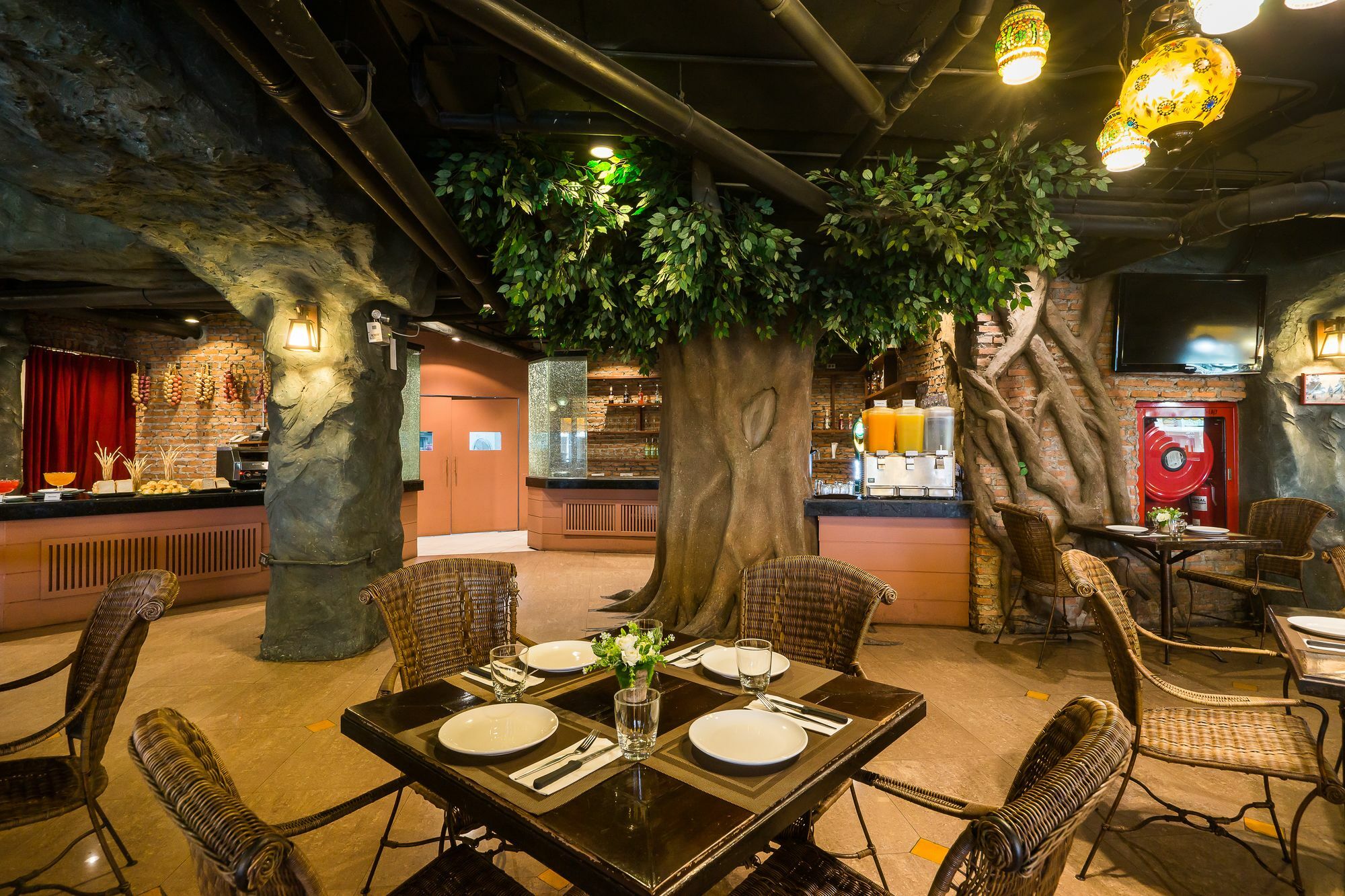 Dang Derm In The Park Khaosan Hotel Bangkok Ngoại thất bức ảnh