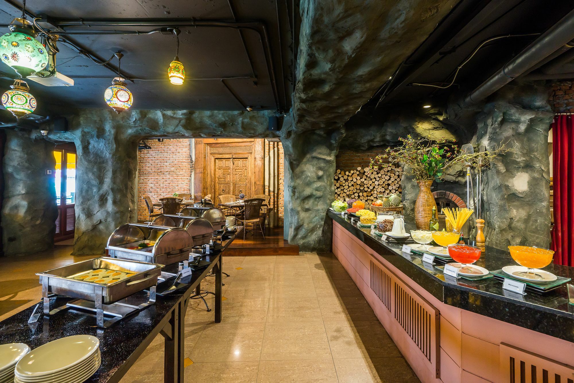 Dang Derm In The Park Khaosan Hotel Bangkok Ngoại thất bức ảnh